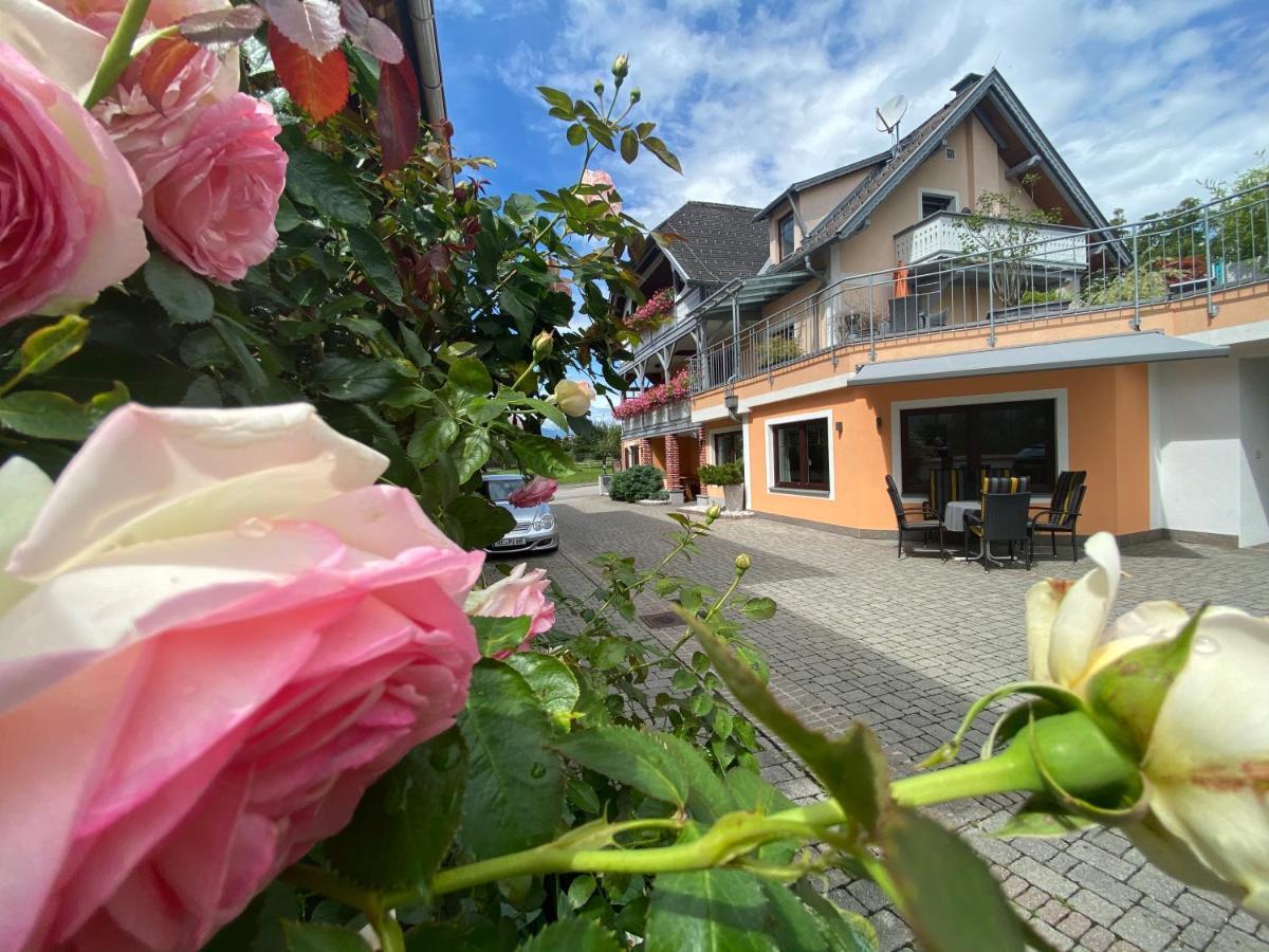 Pension Linder Seeboden Exterior photo